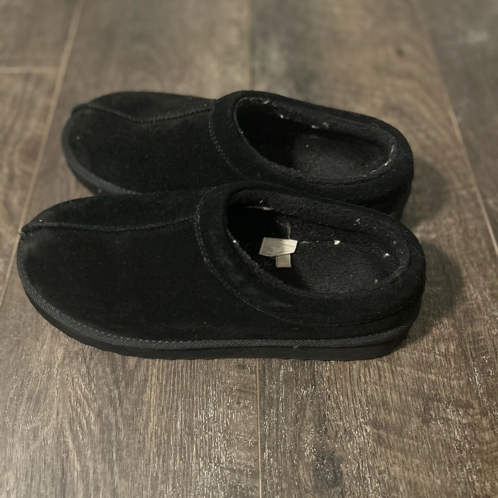 Women’s slippers